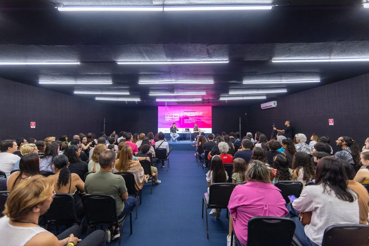 Plateia lotada durante um RioSeminars