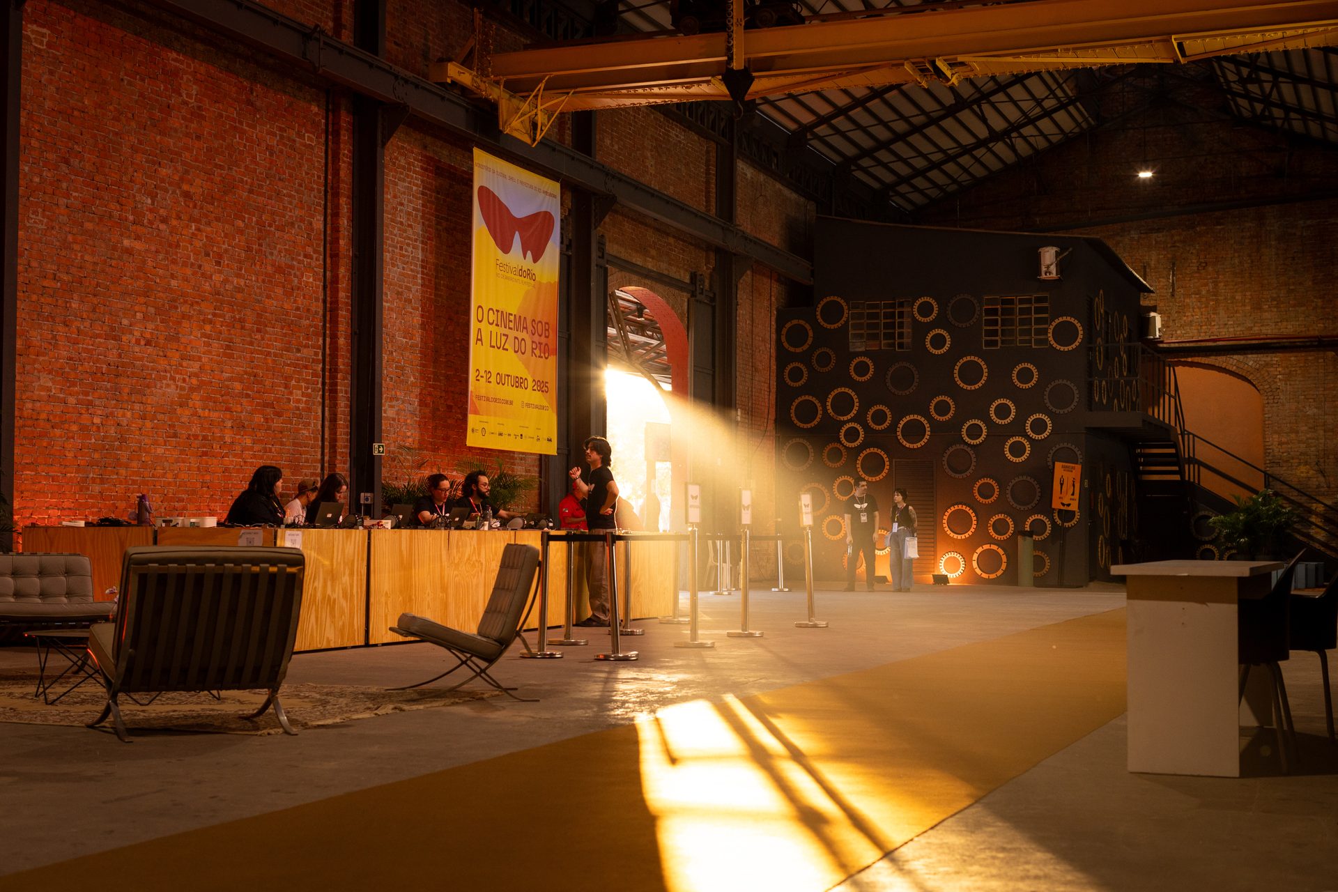 Interior do Armazém da Utopia durante o Festival do Rio